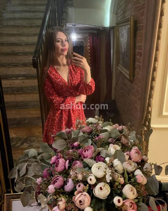 Молчаливая компания: Проститутка, которую можно звать без диалога Молчаливая компания: Проститутка, которую можно звать без диалога